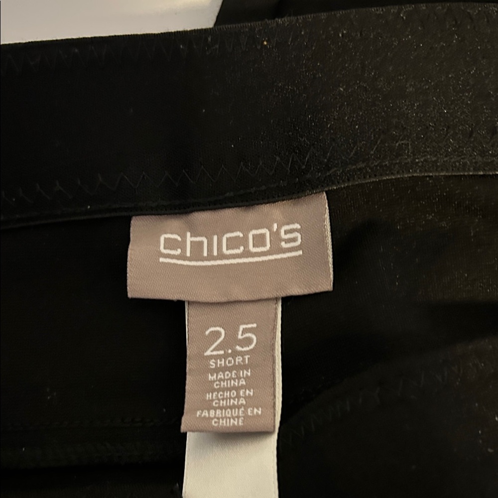 Chico's Women’s Black Pants size 2.5 Short - 27” inseam size L (14) - Picture 2 of 5